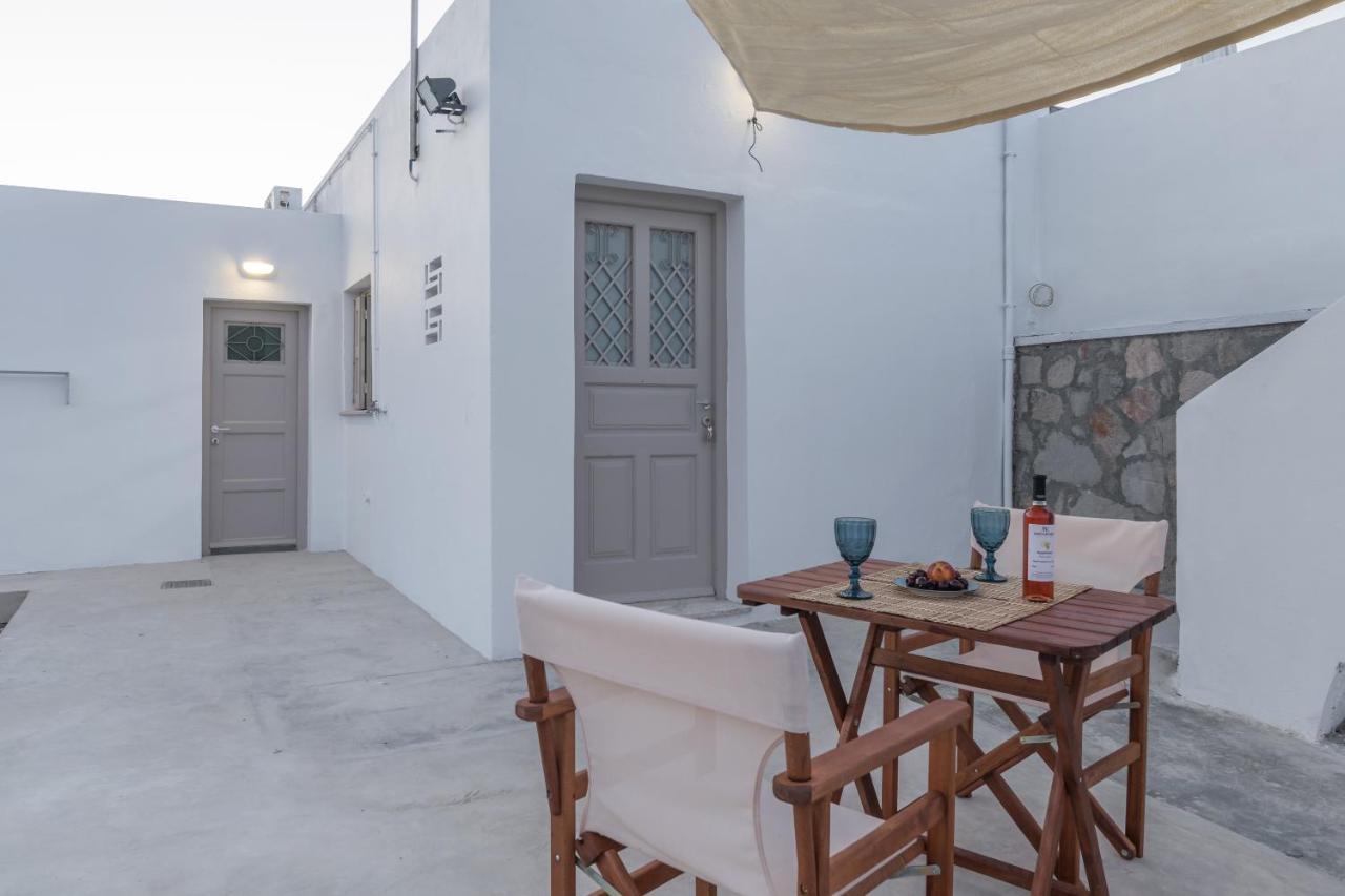 Amato Villa Mandrakia Exterior photo