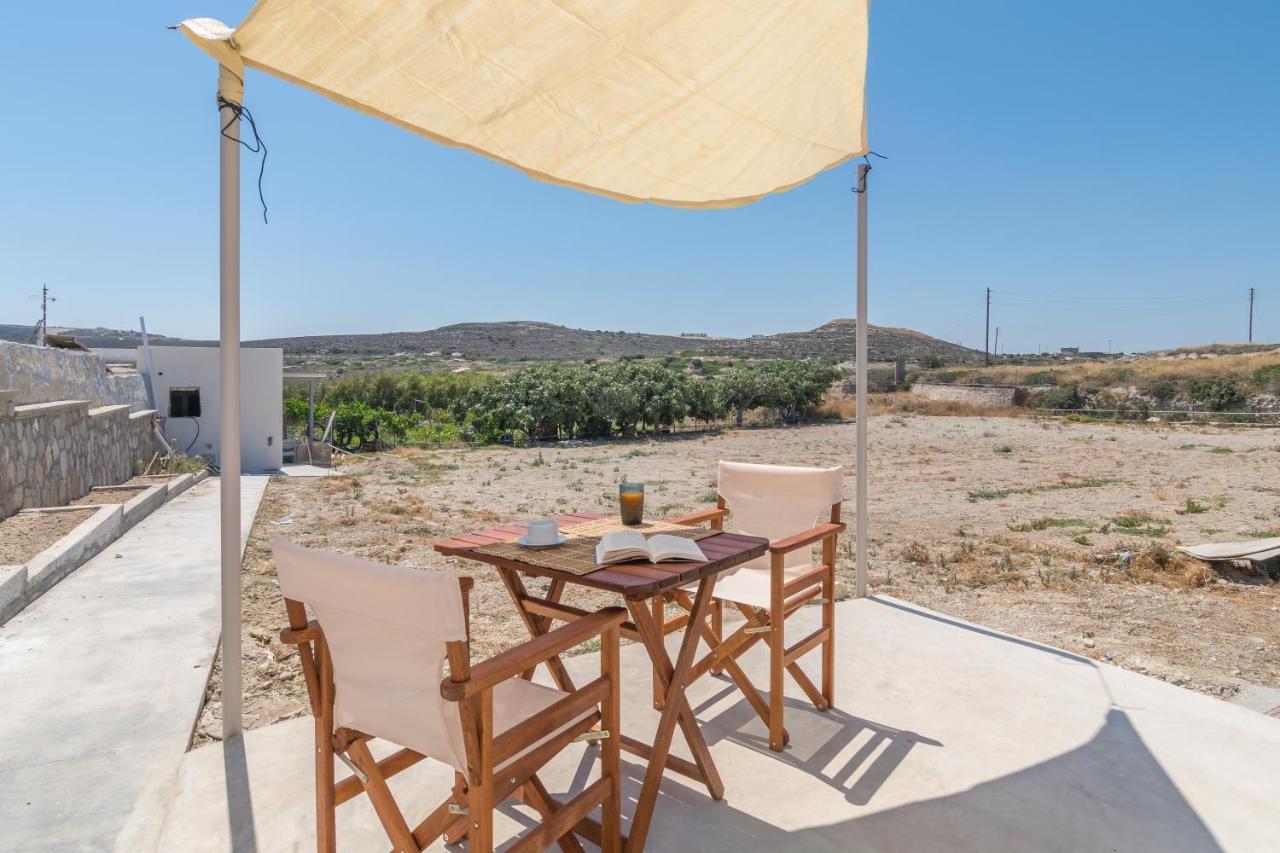 Amato Villa Mandrakia Exterior photo