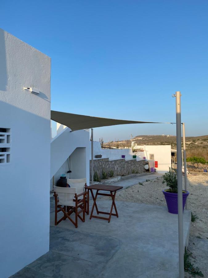 Amato Villa Mandrakia Exterior photo